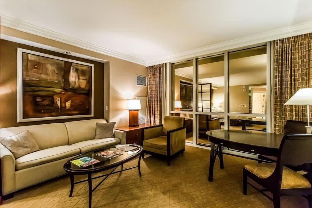 37Th Floor Penthouse - No Resort Fees - Strip View - Mgm 37807 Las Vegas Extérieur photo