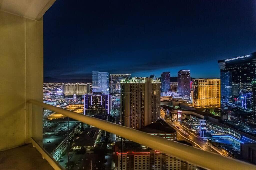 37Th Floor Penthouse - No Resort Fees - Strip View - Mgm 37807 Las Vegas Extérieur photo
